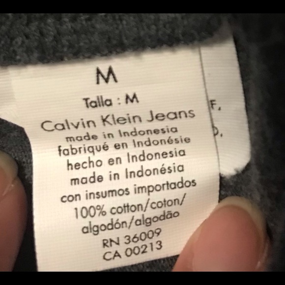 Calvin Klein Spring/Fall Sweater/Striped Shirt - Picture 5 of 13